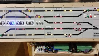 Interruptor desde Track-Control alternando corriente CA ó DCC para iluminación maqueta